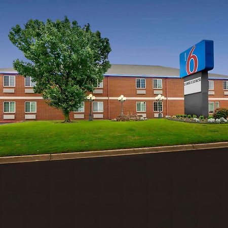 Motel 6 Tulsa, Ok - Central Eksteriør bilde