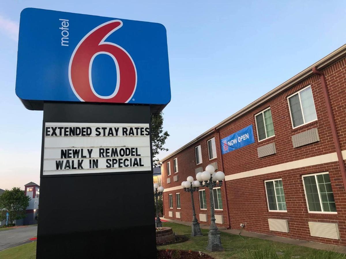 Motel 6 Tulsa, Ok - Central Eksteriør bilde