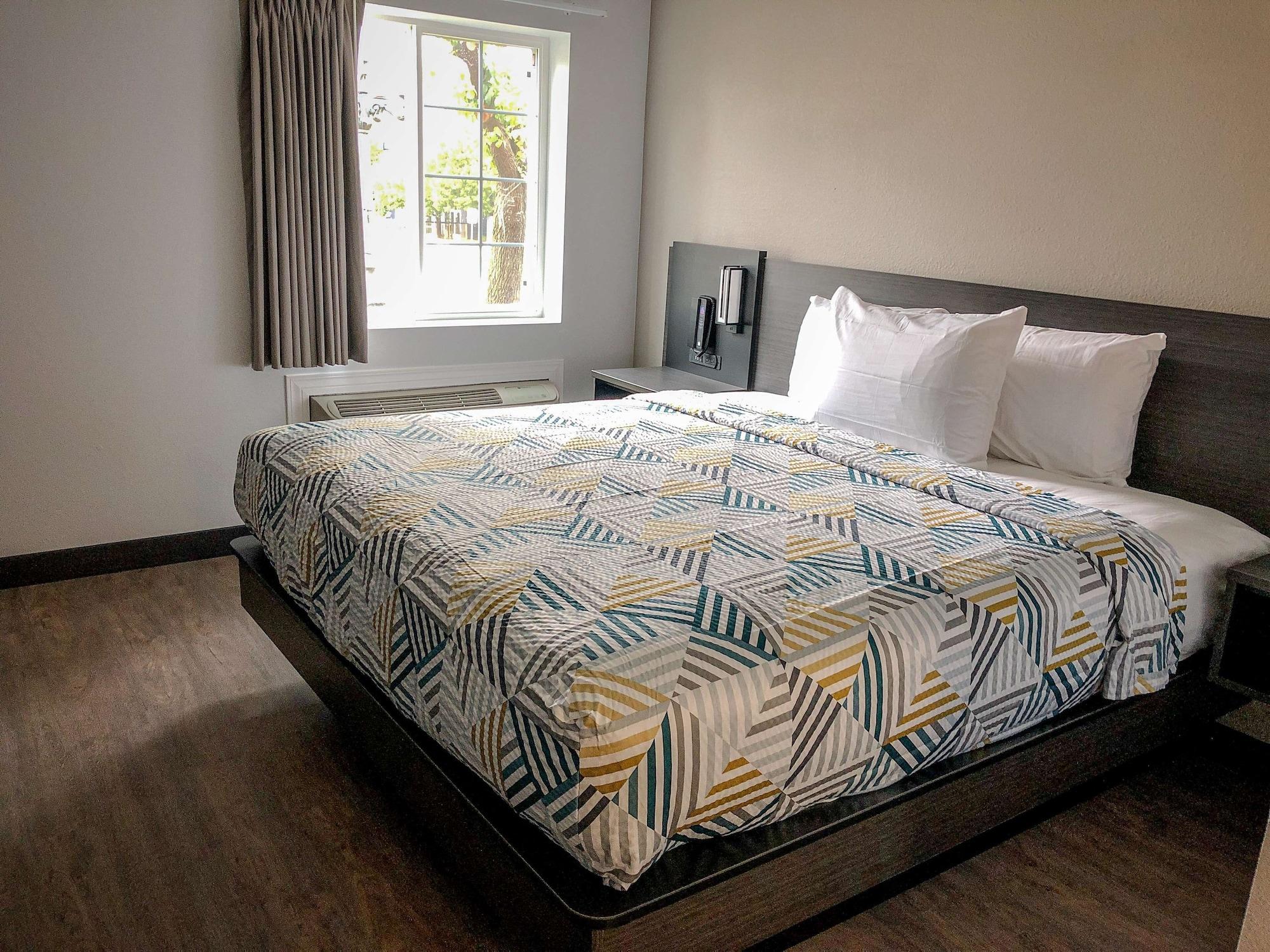 Motel 6 Tulsa, Ok - Central Eksteriør bilde