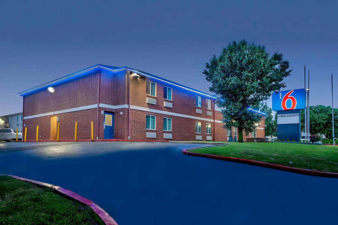 Motel 6 Tulsa, Ok - Central Eksteriør bilde